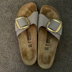 Like new, Birkenstocks Madrid Big Buckle, size 41 (10-10.5)